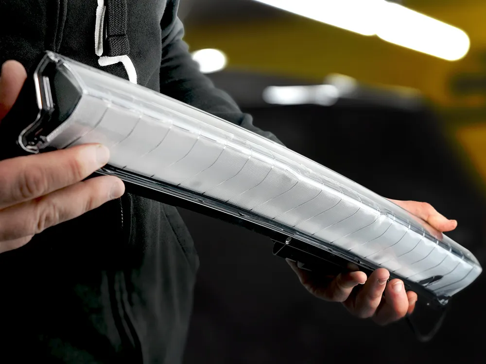 Glide_Holding Lamp_Edit_01_WEB.webp